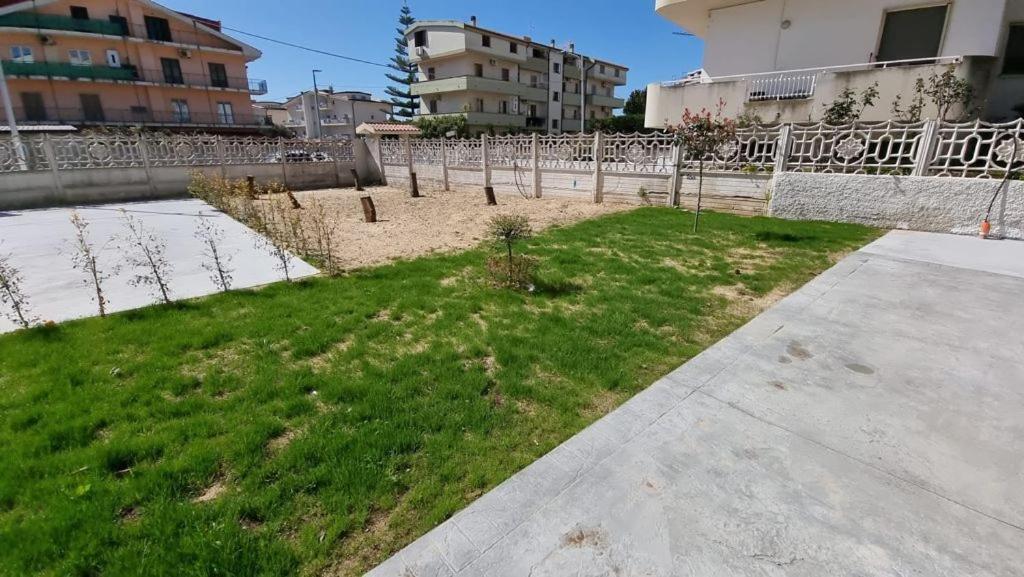 Via Cagliari Apartment Catanzaro Ngoại thất bức ảnh